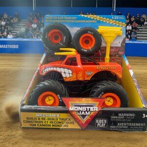 Monster Jam Mechanix El Toro Loco 1:32